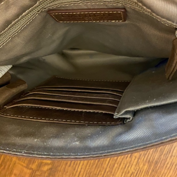 Danier - leather messenger bag - Picture 5 of 7